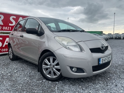 2010 - Toyota Yaris Manual