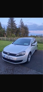 2010 - Volkswagen Golf Manual