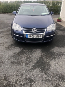 2010 - Volkswagen Jetta Manual