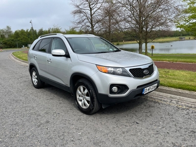 2011 - Kia Sorento Manual