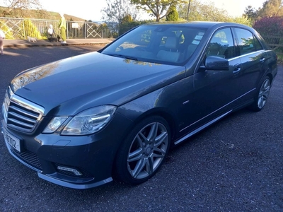 2011 - Mercedes-Benz E-Class Automatic