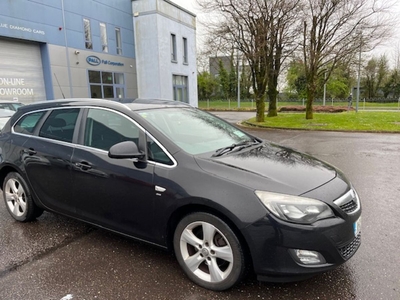 2011 - Opel Astra Manual