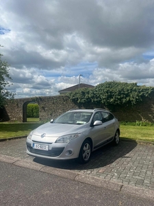 2011 - Renault Megane Manual