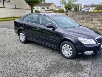 2011 - Skoda Octavia Manual