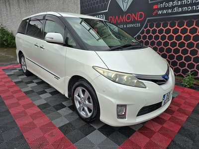 2011 - Toyota Estima Automatic