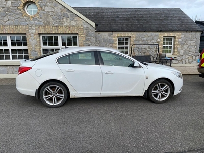 2011 - Vauxhall Insignia ---