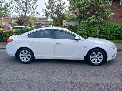 2011 - Vauxhall Insignia ---