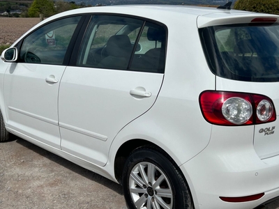 2011 - Volkswagen Golf Automatic