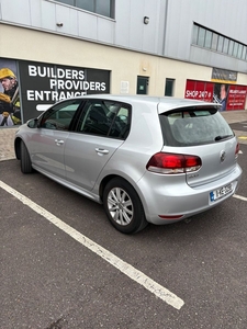 2011 - Volkswagen Golf Manual