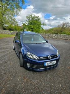 2011 - Volkswagen Golf Manual