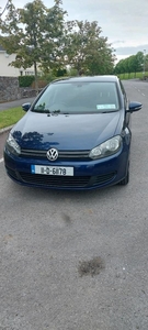 2011 - Volkswagen Golf Manual