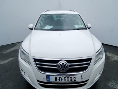 2011 - Volkswagen Tiguan Manual