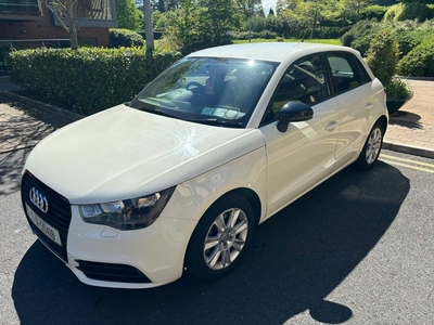 2012 - Audi A1 Manual