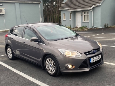 2012 - Ford Focus Manual