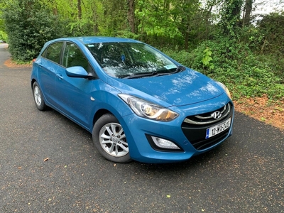 2012 - Hyundai i30 Manual