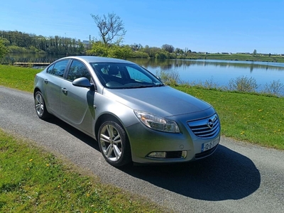 2012 - Opel Insignia Manual