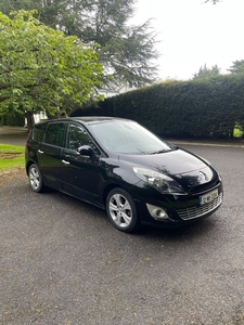 2012 - Renault Grand Scenic Manual