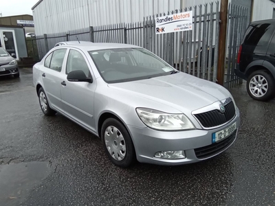 2012 - Skoda Octavia Manual