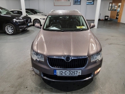 2012 - Skoda Superb Manual