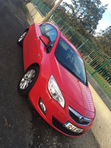 2012 - Vauxhall Astra ---