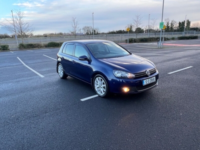 2012 - Volkswagen Golf Manual