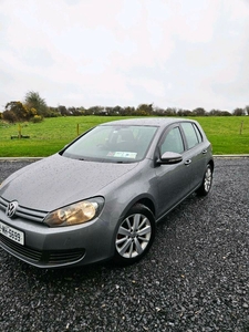 2012 - Volkswagen Golf Manual