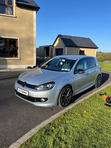 2012 - Volkswagen Golf Manual