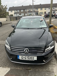 2012 - Volkswagen Passat Manual