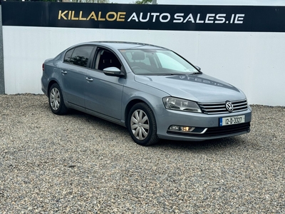 2012 - Volkswagen Passat Manual