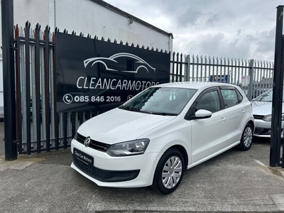 2012 - Volkswagen Polo Automatic