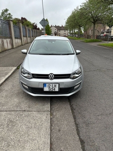 2012 - Volkswagen Polo Automatic