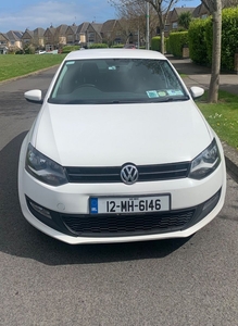 2012 - Volkswagen Polo Manual