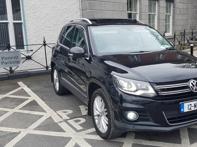 2012 - Volkswagen Tiguan Manual