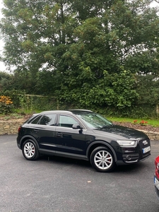 2013 - Audi Q3 Manual