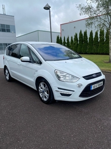 2013 - Ford S-Max Manual