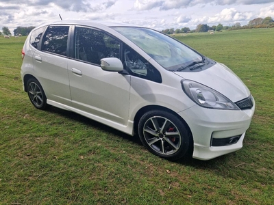 2013 - Honda Jazz Manual