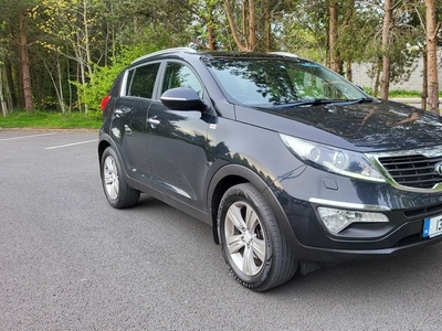 2013 - Kia Sportage Manual