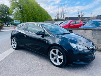 2013 - Opel Astra Manual