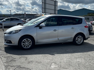 2013 - Renault Grand Scenic Manual