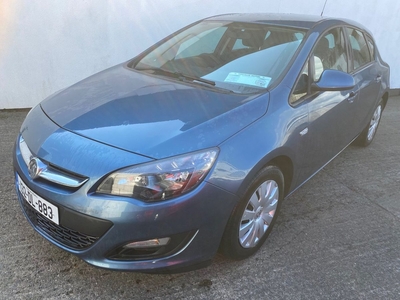 2013 - Vauxhall Astra ---