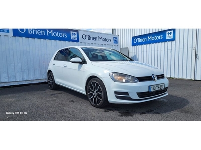 2013 - Volkswagen Golf Manual