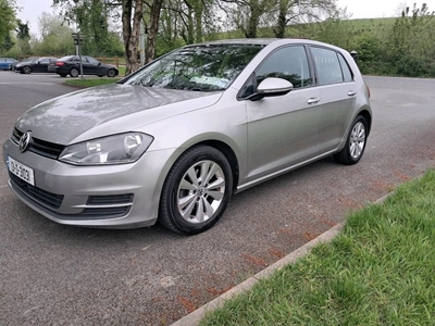 2013 - Volkswagen Golf Manual