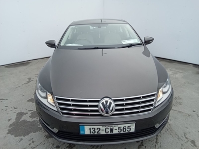 2013 - Volkswagen Passat Manual