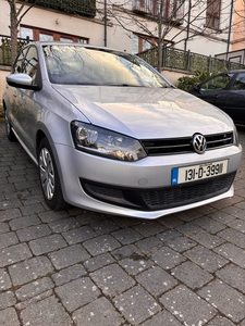 2013 - Volkswagen Polo Automatic