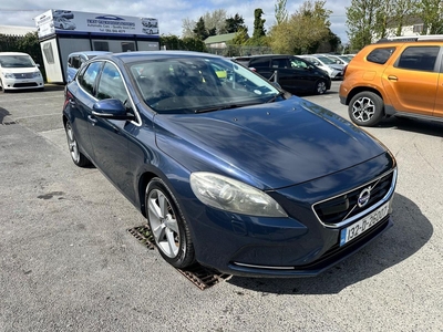 2013 - Volvo V40 Automatic