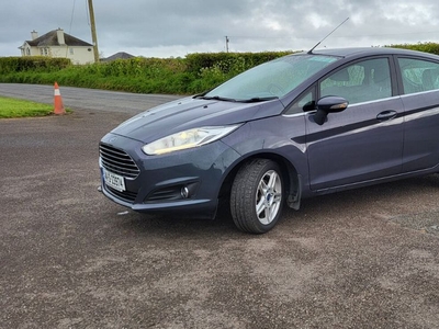 2014 - Ford Fiesta Manual