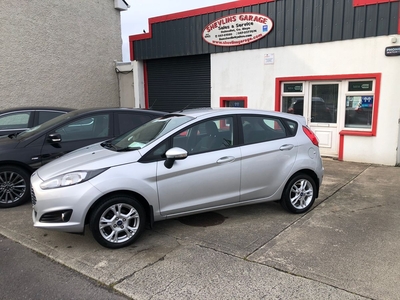 2014 - Ford Fiesta Manual