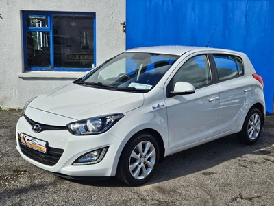 2014 - Hyundai i20 Manual