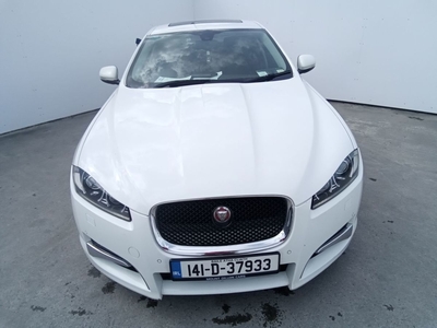 2014 - Jaguar XF Automatic