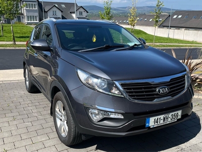 2014 - Kia Sportage Manual